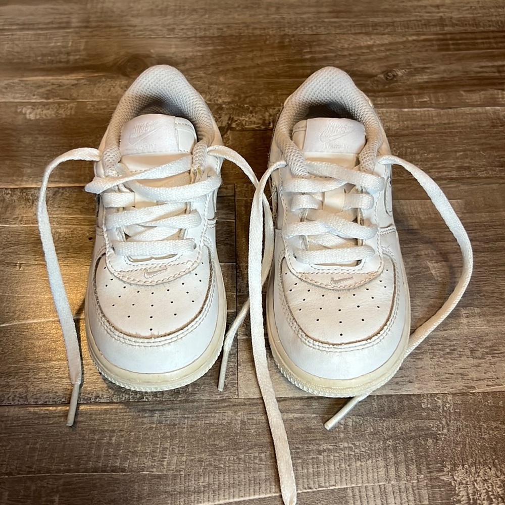 Nike Air Force One sneakers size 8 little kids